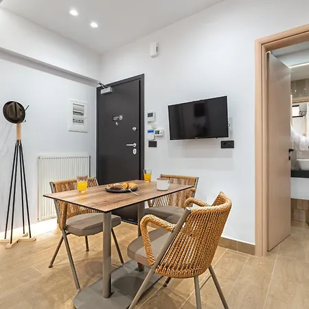 Rizes Suites Metro Dafni-3